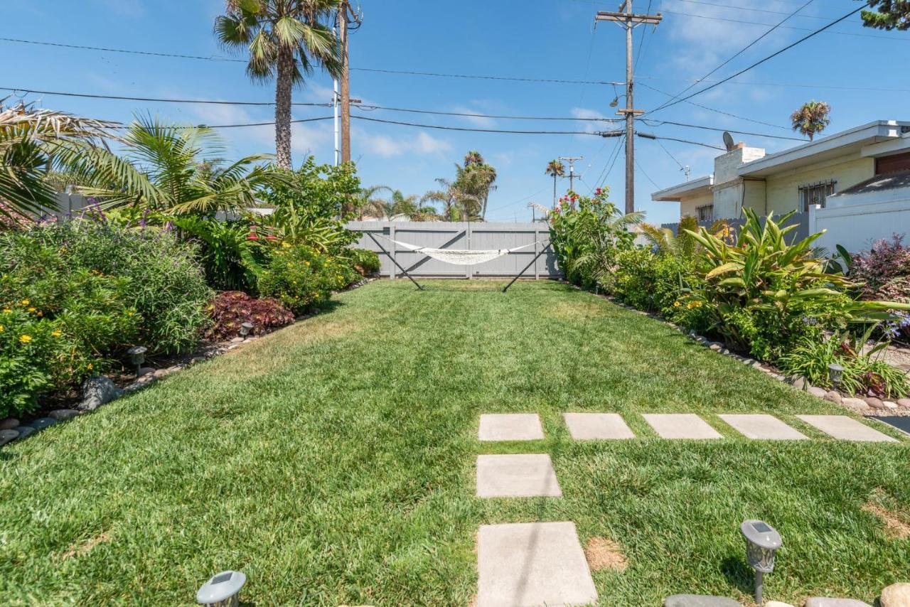 Pacific Bungalow In Oceanside With Backyard & Tiny House Exterior photo